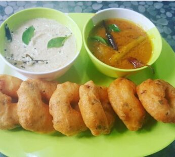 Fresh Vada’s with Chutney